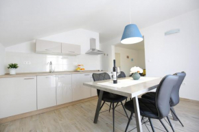 Гостиница Apartments Nada  Сукосан